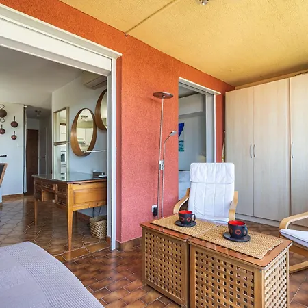Les Regates-10 By Interhome شقة