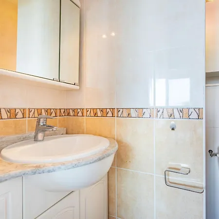 Les Regates-10 By Interhome شقة *